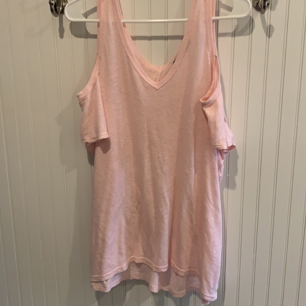 NWOT Michael Stars Darling Cold Shoulder‎ Top!